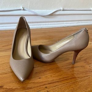 Michael Kors Leather Nude Pump